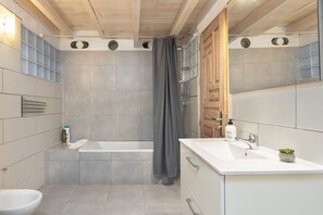 Shower, jetted bath, hair dryer, towels - HOUSE SOL TIJOCO. ADEJE (Adeje)