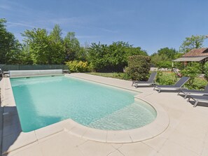 A heated pool - House with pool near Lascaux for 6 guests (La Chapelle-Aubareil)