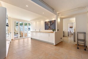 Interior - Sea Views Villa La Rosa 5 Bed 4 Bath & Heated Pool (Mijas Costa)