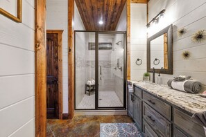 Hair dryer, towels - 2BR Family Retreat with Bunk Room and Hot Tub (Broken Bow)