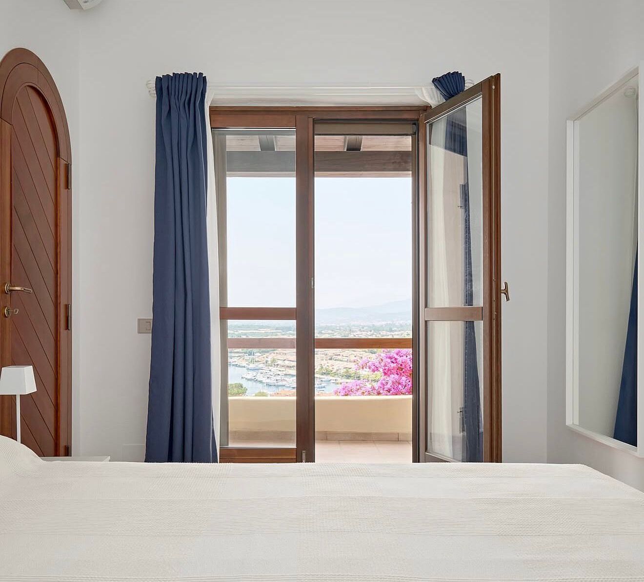 Apartment, Harbour View | Hypo-allergenic bedding, iron/ironing board (on request)