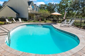 Townhome, 3 Bedrooms | Pool - 10 Mins to Beach - Coastal Navarre Haven - Pool (Navarre)