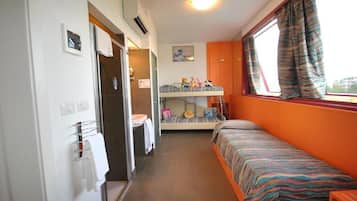 Familierom, 2 soverom, terrasse, sjøutsikt