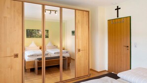 1 室のベッドルーム、WiFi、ベッドシーツ