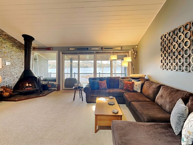 Lakeview Retreat | Lakefront W. Amazing Views, Boat Slip - 오클랜드