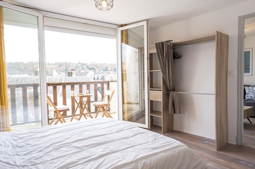 Charming 1-Bedroom Apartment with Balcony & Wi-Fi – Bagnères de Bigorre
