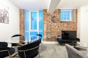 Interior - Old Dutch Embassy by Guestz (Hull)