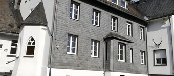 Jagdschloss Siedlinghausen: 3 apartamentos para hasta 16 personas