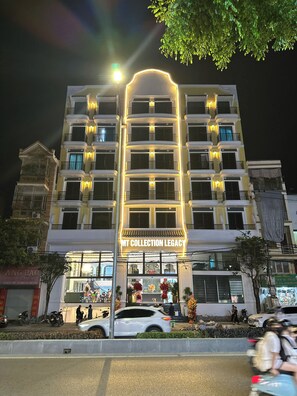 Deluxe-Zimmer, Stadtblick | Außenbereich