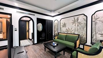Romantic Suite, City View | Desk, laptop workspace, soundproofing, iron/ironing board