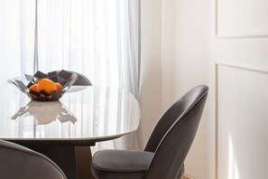 Dining - This beautiful apartment is located at Largo di Pietro Brazza 26, on the fourth floor. It is very bright and features two bedrooms, one of which has an en-suite bathroom. The spacious living room, an additional bathroom, and a fully equipped kitchen with (Roma)
