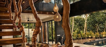 Luxury Jungle Villa View Valley Private |19m Infinity Pool & Salt Pool