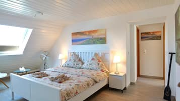 3 Schlafzimmer, Reisekinderbett, kostenloses WLAN