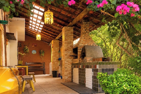 BBQ/picnic area