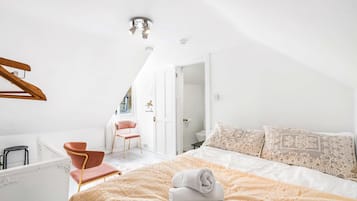 1 bedroom, iron/ironing board, Internet, bed sheets