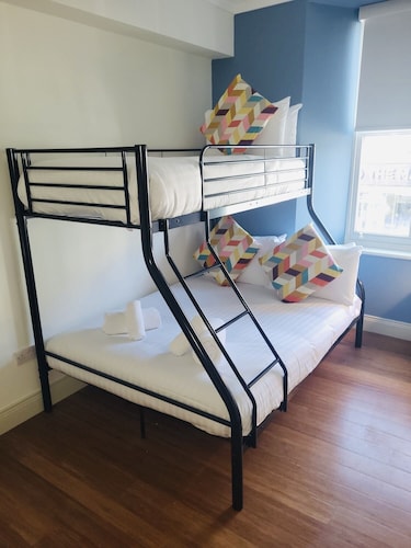 Westport Rooms