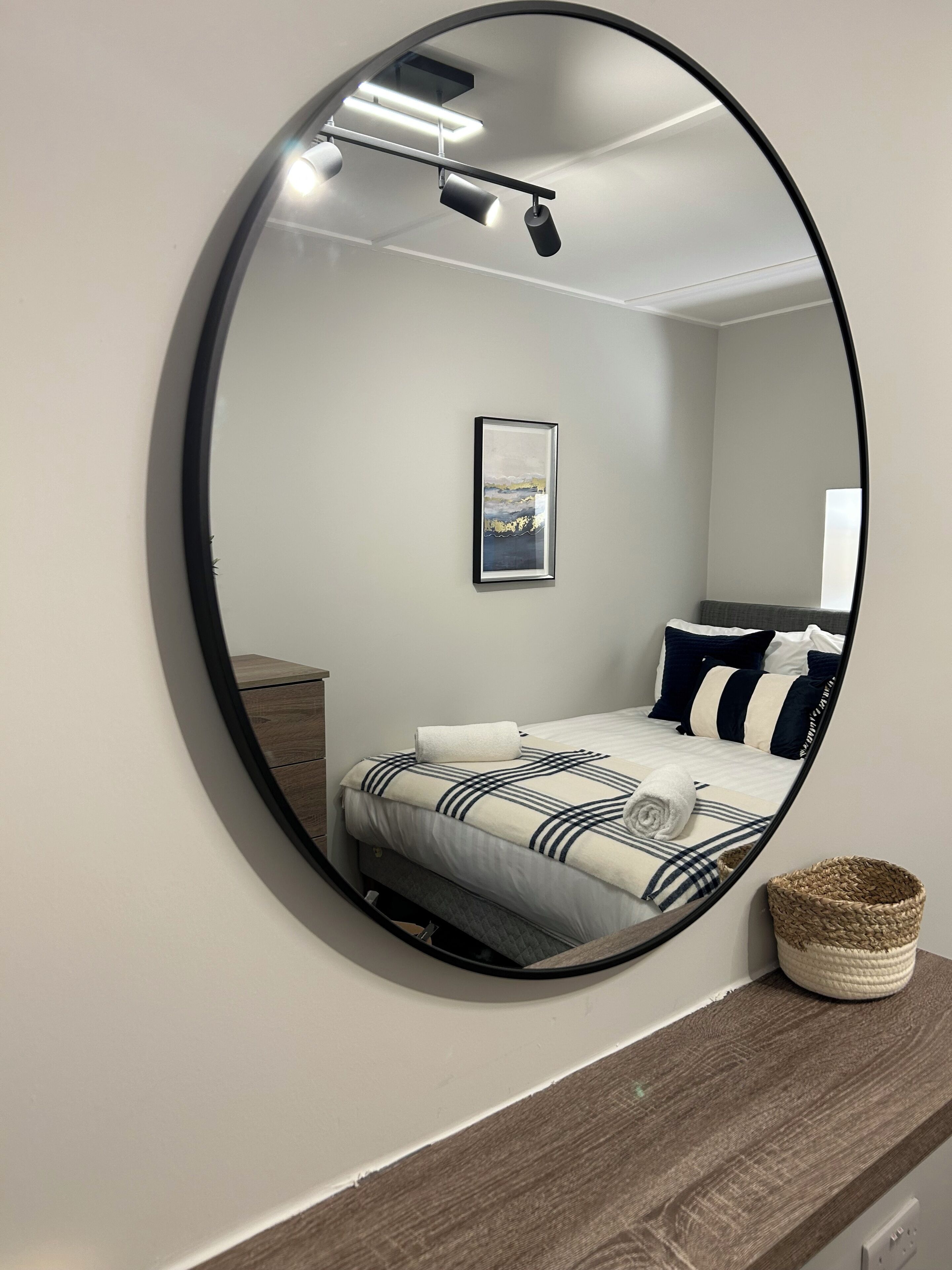 Room 1 in No 4 Mill St