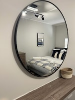 Room 1 in No 4 Mill St