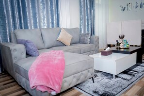 Living area -  A cosy 4 bedroom apartment in kigali.family friendly! (Kigali)