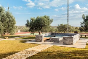 Villa, 5 Schlafzimmer, eigener Pool, Gartenblick | Unterkunftsgelände