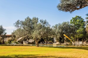 Villa, 5 Schlafzimmer, eigener Pool, Gartenblick | Unterkunftsgelände