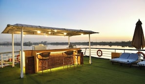 Property grounds - MS Nile Treasure Cruise (Luxor)