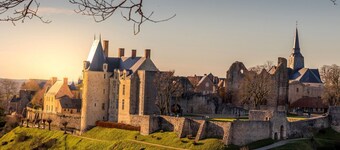 Charming family home - Riverfront - Most beautiful villages in France