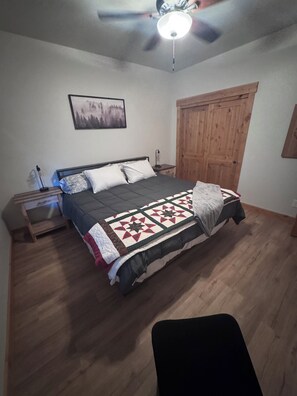 2 bedrooms, WiFi, bed sheets