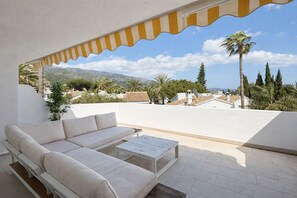 Terrace/patio - RDR549 - Charming 4 BR in Exclusive Camoján Blanco (Marbella)