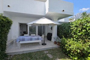 Outdoor dining - RDR549 - Charming 4 BR in Exclusive Camoján Blanco (Marbella)
