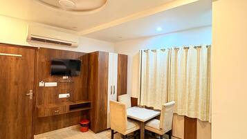 Deluxe Double Room, City View
