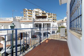 Property grounds - Hernan Cortes 22 - Two Bedroom House, Sleeps 4 (Nerja)