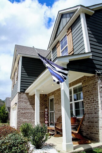 Gorgeous 4-bedroom house with AC in pleasant Tuscaloosa