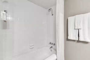 Dusche, Haartrockner, Seife