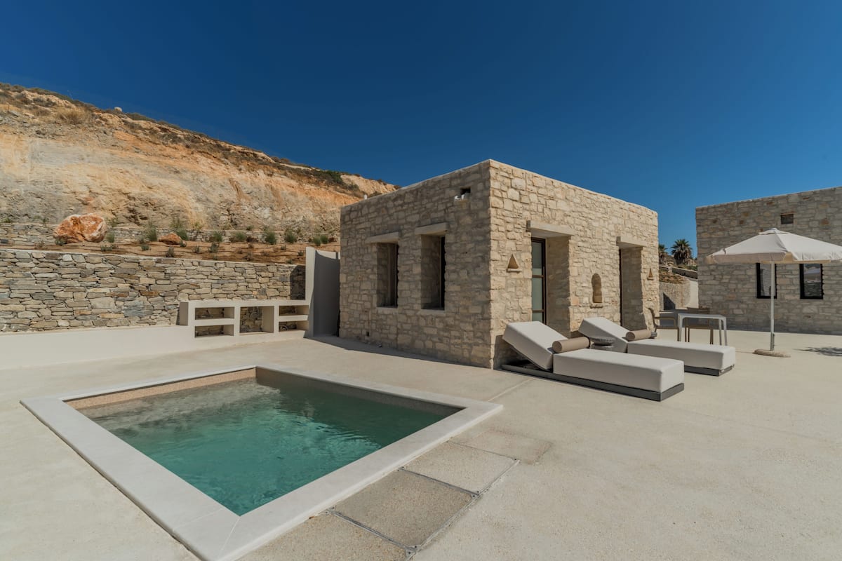 EUNOIA MYTHOS | Terraza o patio