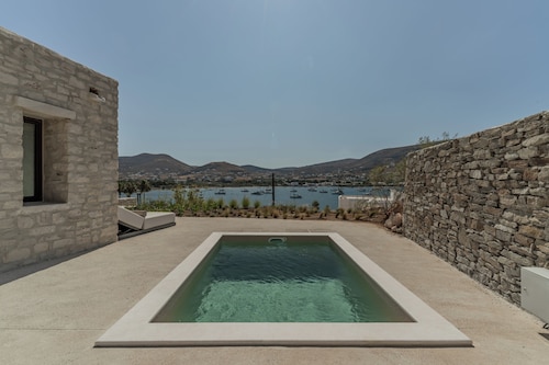 Eunoia Suites