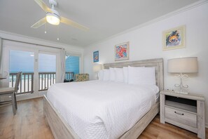 3 bedrooms, iron/ironing board, free WiFi, bed sheets - Cinco Brisas 2 | Gulf-Front Luxury Retreat (Gulf Shores)
