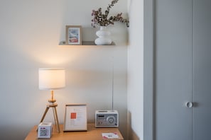 Interior - Apartment 'Sudio Vue Mer Exceptionnelle' with Sea View, Balcony and Wi-Fi (Arcachon)