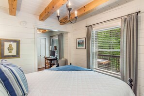 2 bedrooms, iron/ironing board, travel cot, free WiFi - Creekside Retreat | Hot Tub Bliss & Firepit Nights (Ellijay)