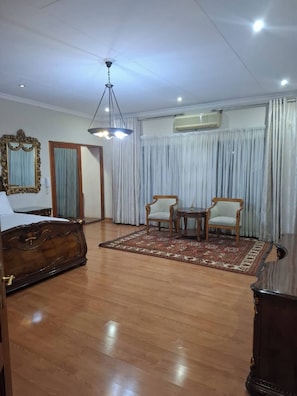 4 bedrooms - The Address Luxurious (Johannesburg)