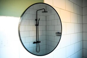 Double Room, Non Smoking, Air conditioning | Bathroom
