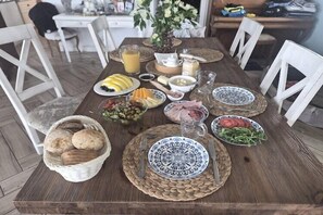 Dining - Agritourism, family studio. (Ładzin)