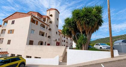 Charming Alcocéber Apartment With Terrace and Pool Access