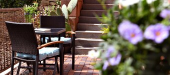 Apartment "Weinbergschnecke" with Private Terrace and Wi-Fi