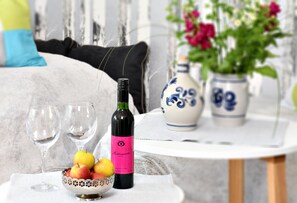 Room - Apartment "Weinbergschnecke" with Private Terrace and Wi-Fi (Efringen-Kirchen)