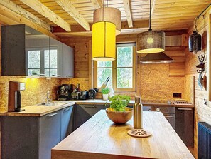 Fridge, oven, cookware/dishes/utensils - Chalet Kitzsteinhorn by Interhome (Kaprun)