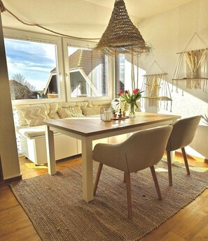 Dining - Ferienwohnung in Lemkenhafen für 3 Gäste (Lemkenhafen)