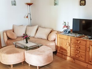 Tv och eldstad