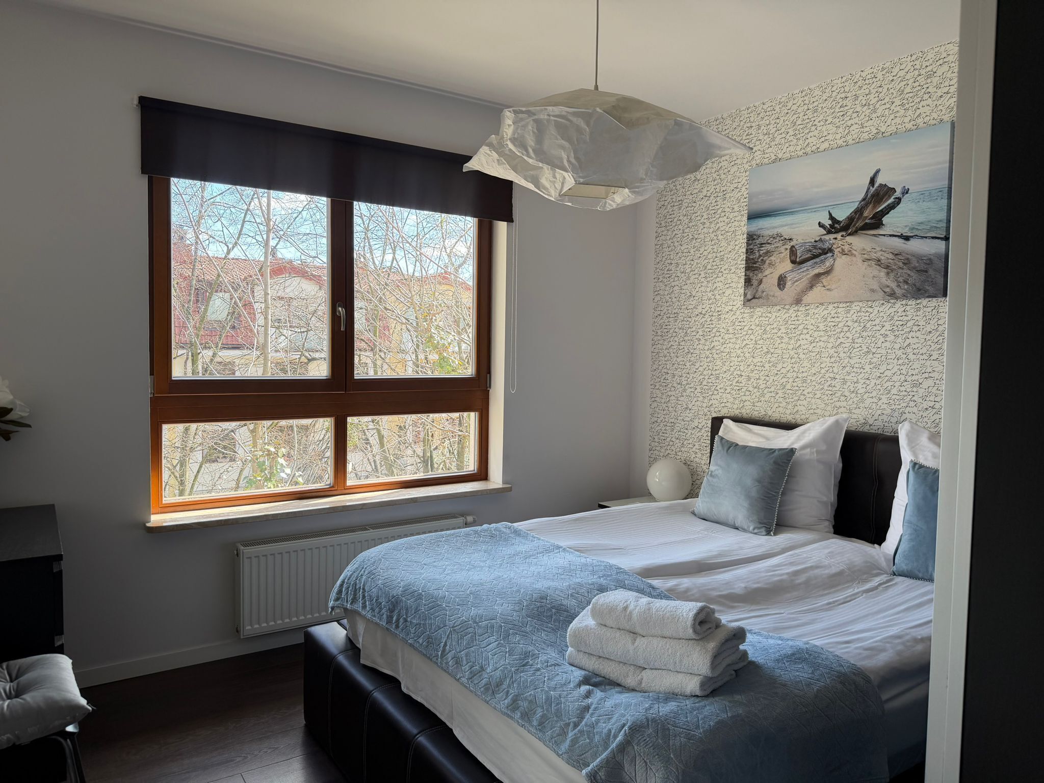 Deluxe Apartment | Iron/ironing board, free WiFi