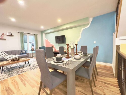 Lake Erie Blue Room Getaway
